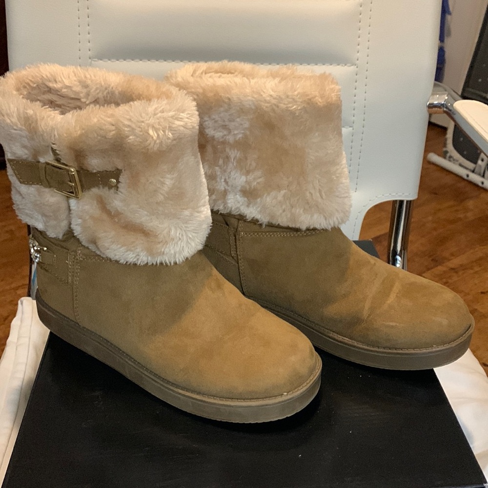 Furry midi boot